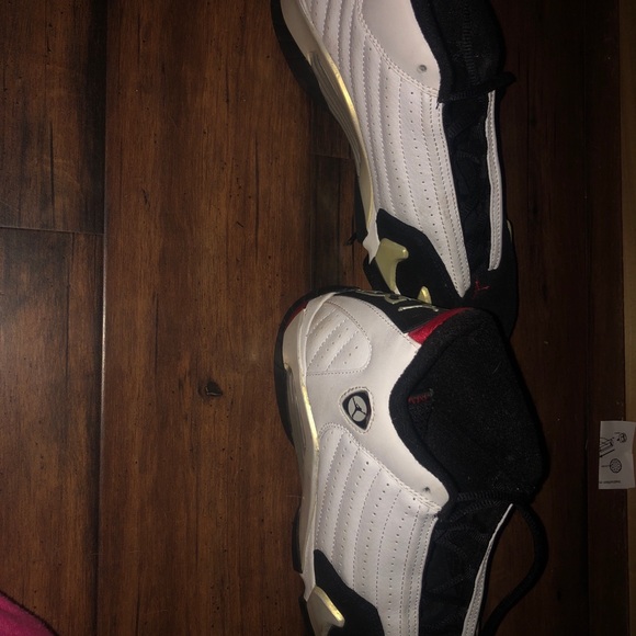 Jordan’s XIV, size 6.5Y - Picture 5 of 5